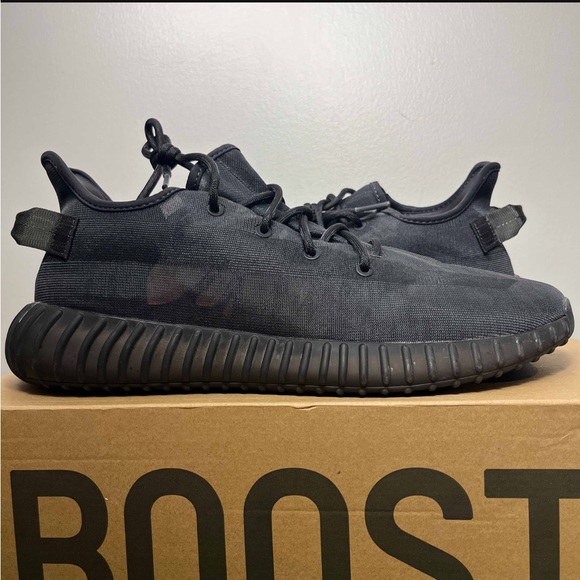 Adidas Yeezy Boost 350 V2 Mono Cinder Black